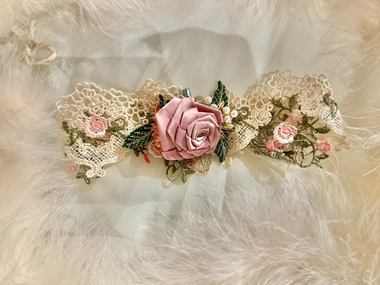 Lace Necklace Collection: White Lace with Pink Roses