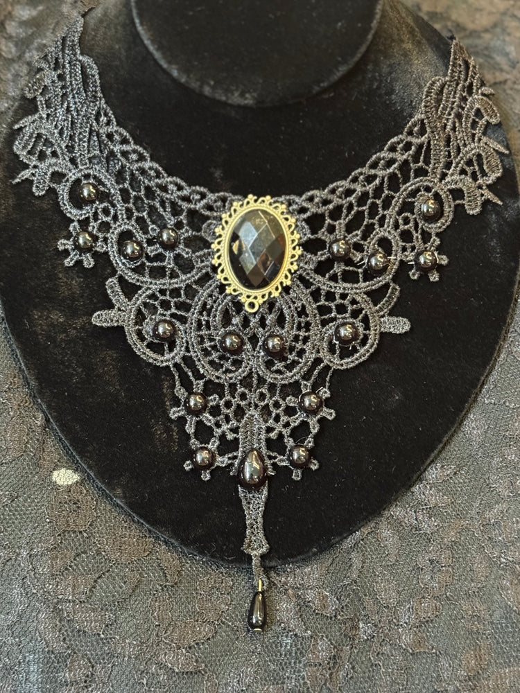 Lace Necklace Collection: White Lace with Pearl Drops