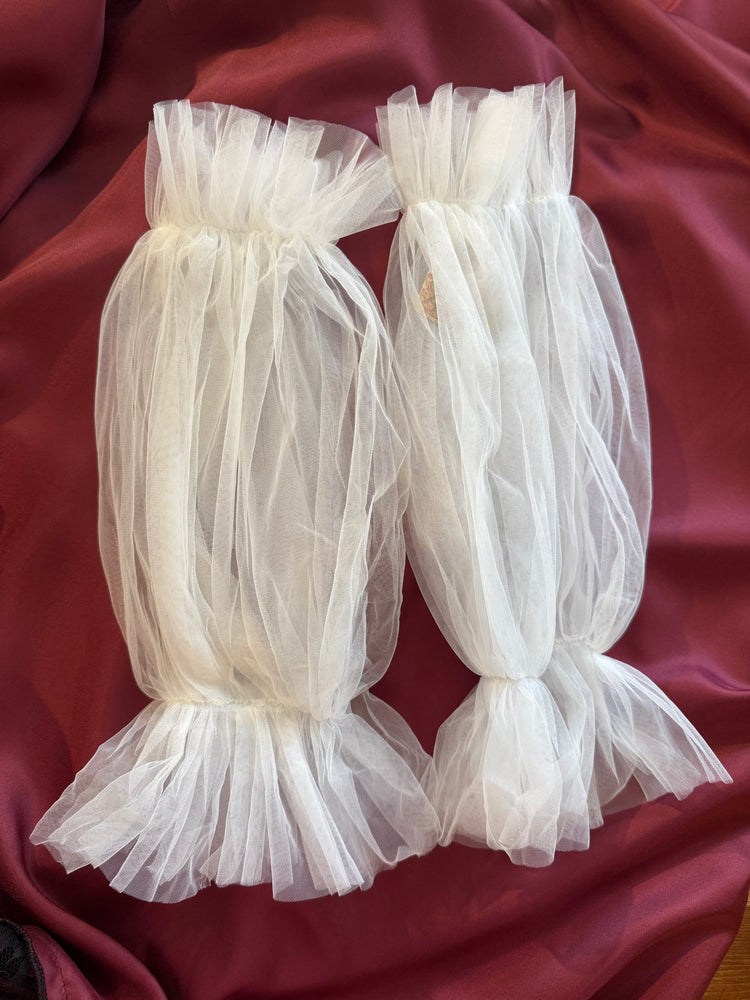 Tulle sleeves