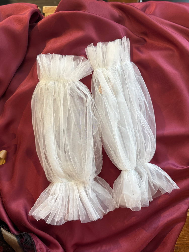 Tulle sleeves