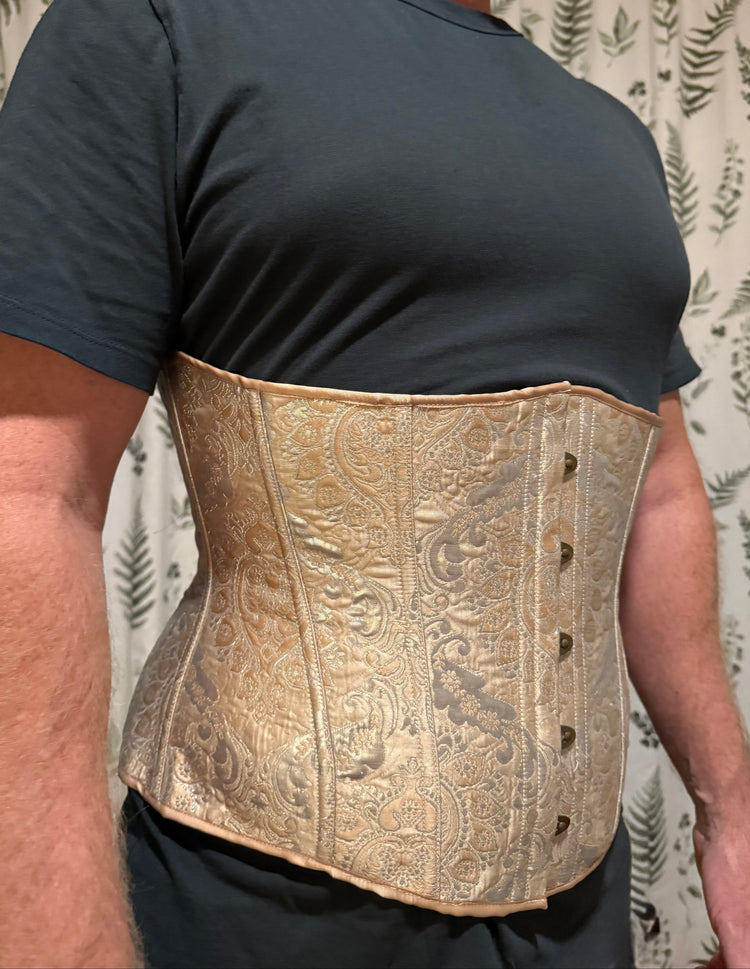 Cincher Corset - Heart of Light