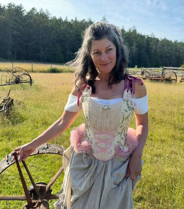 Perrette - Madeline Stays