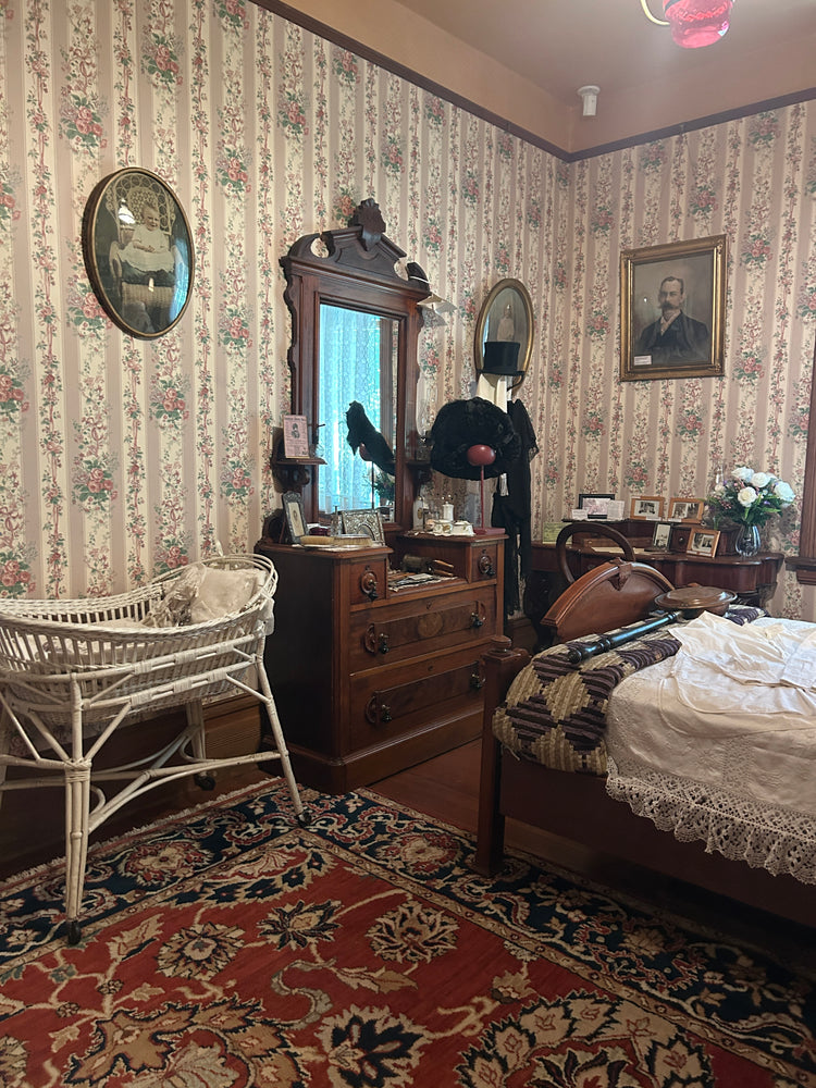 October 2: Victorian Photo Parlour at the Roedde House Museum Mystic Market
