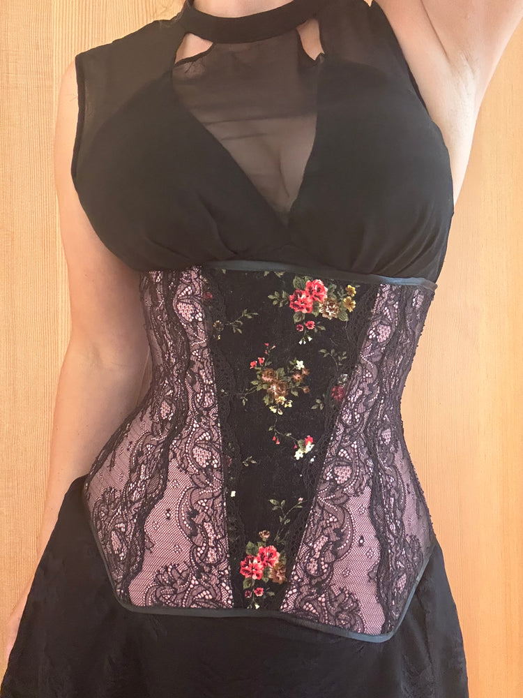 Velo de Pasion - Waspy Corset