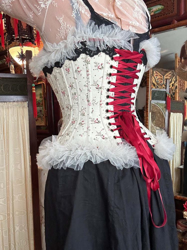 The Rose Victorian: The Corset that Blossoms Twice