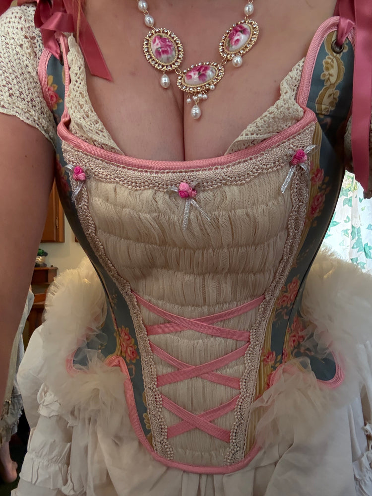 Fleurette - Madeline Stays