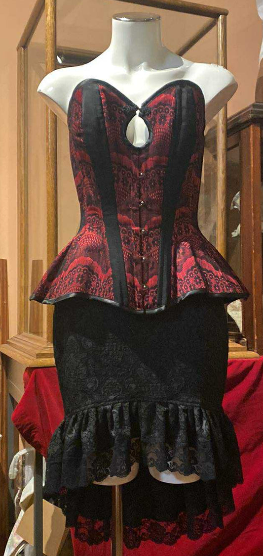 Magenta & Lace Keyhole Overbust Corset