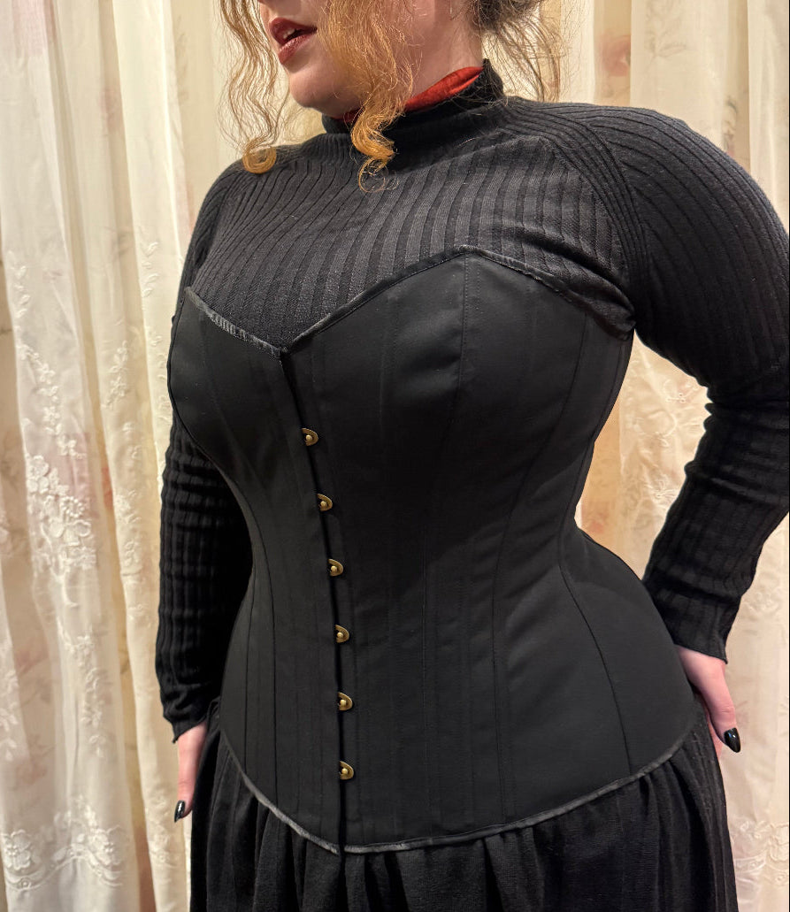 Black Cotton Sateen Eynede