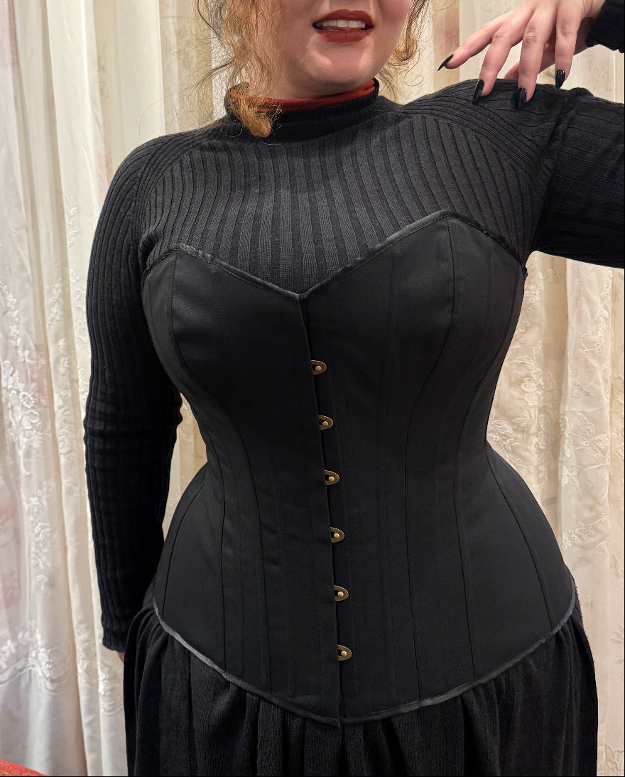 Black Cotton Sateen Eynede