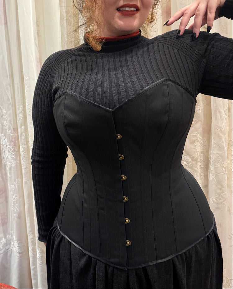 Black Cotton Sateen Eynede