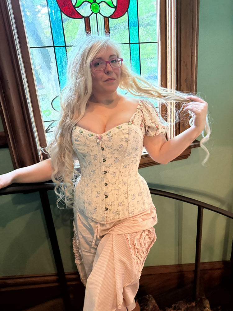 Eynede Corset - Porcelain Cup
