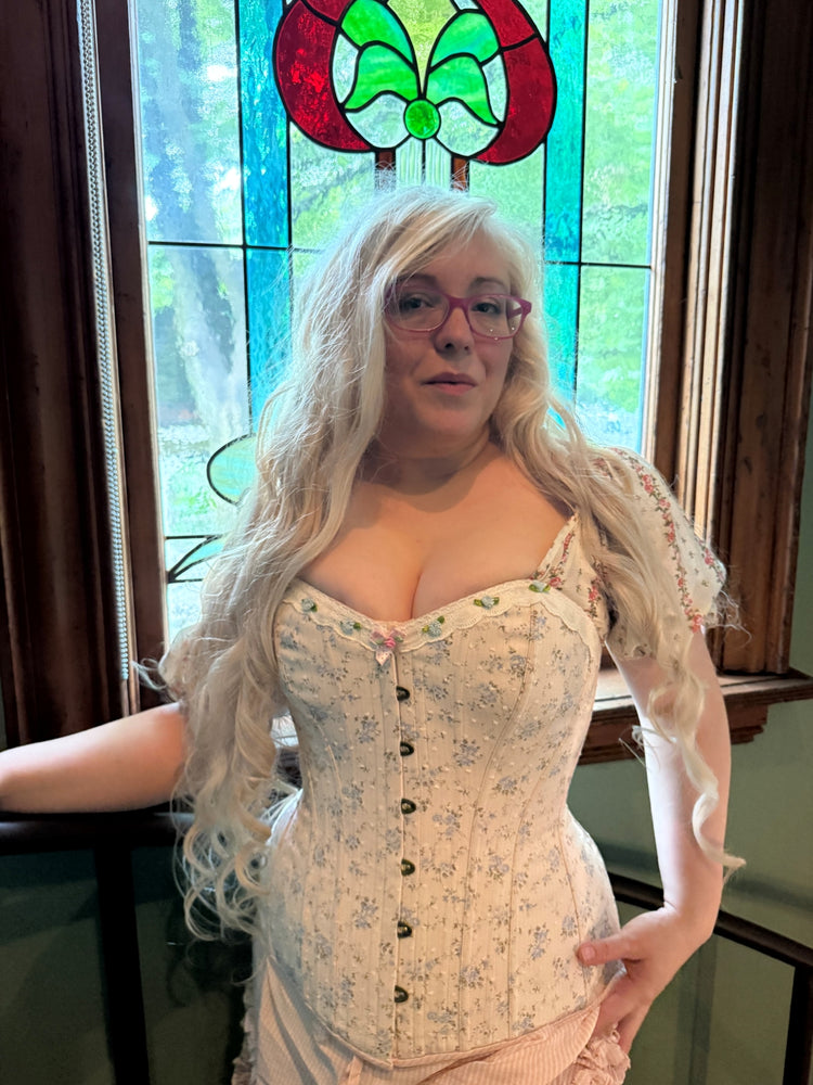 Eynede Corset - Porcelain Cup