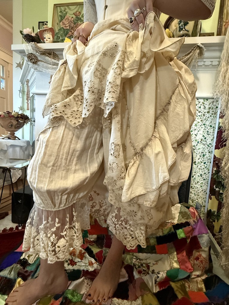 Paper lace lace hem bloomers