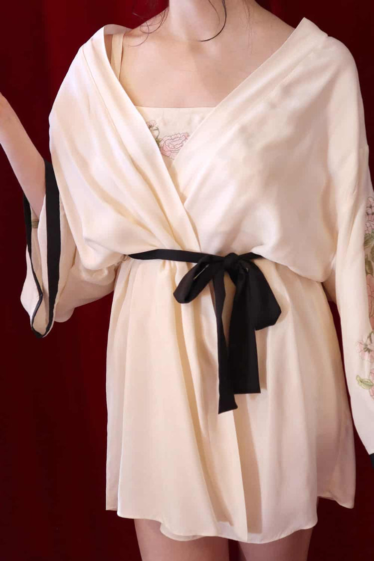 robe white 1