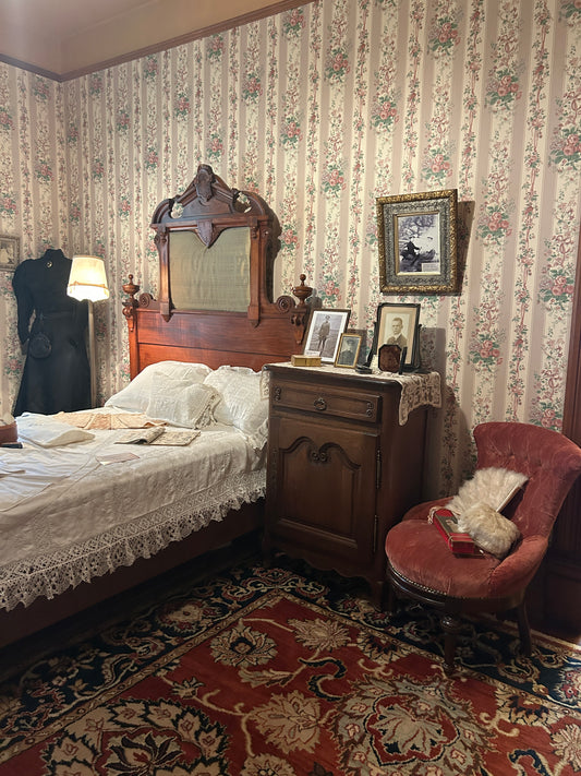 October 2: Victorian Photo Parlour at the Roedde House Museum Mystic Market