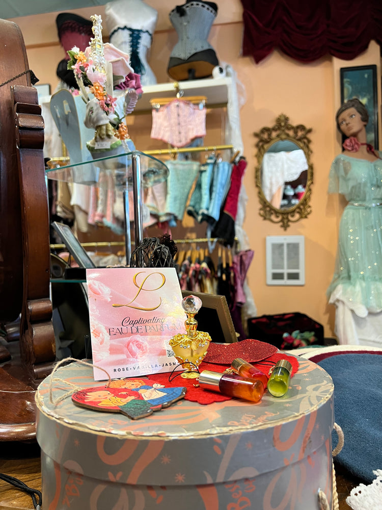 L - Perfume by Lillooet