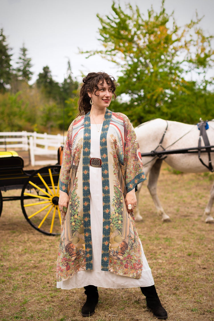 Love Revolution Opera Duster - by Market of Stars