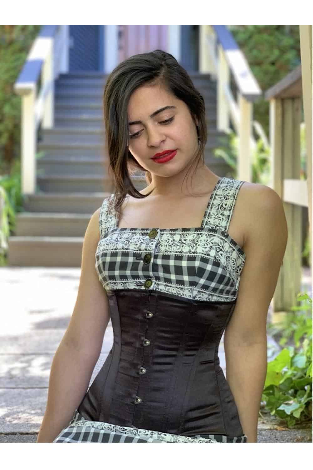 26 Free Corset Sewing Patterns - For a Stunning Hourglass Shape